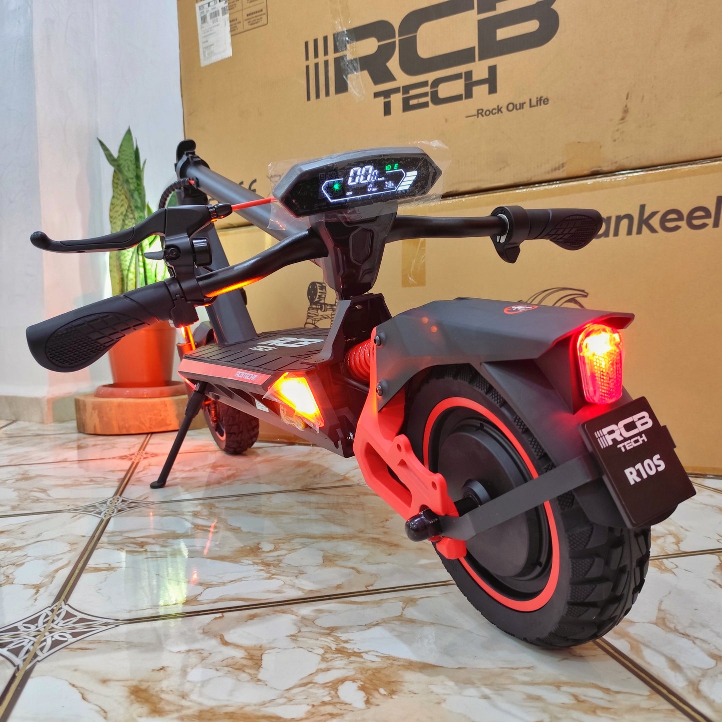 RCB R10S 🇩🇪 Trottinette Électrique 🛴 OFF-ROAD