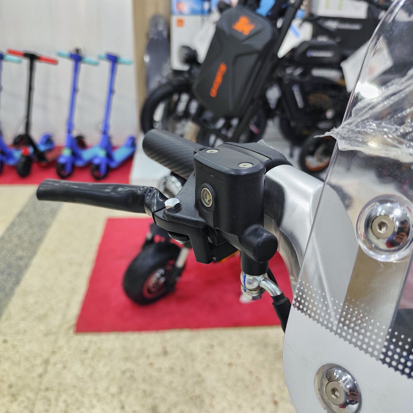 Moto Électrique NIU JET 7 i DESTOCKAGE!