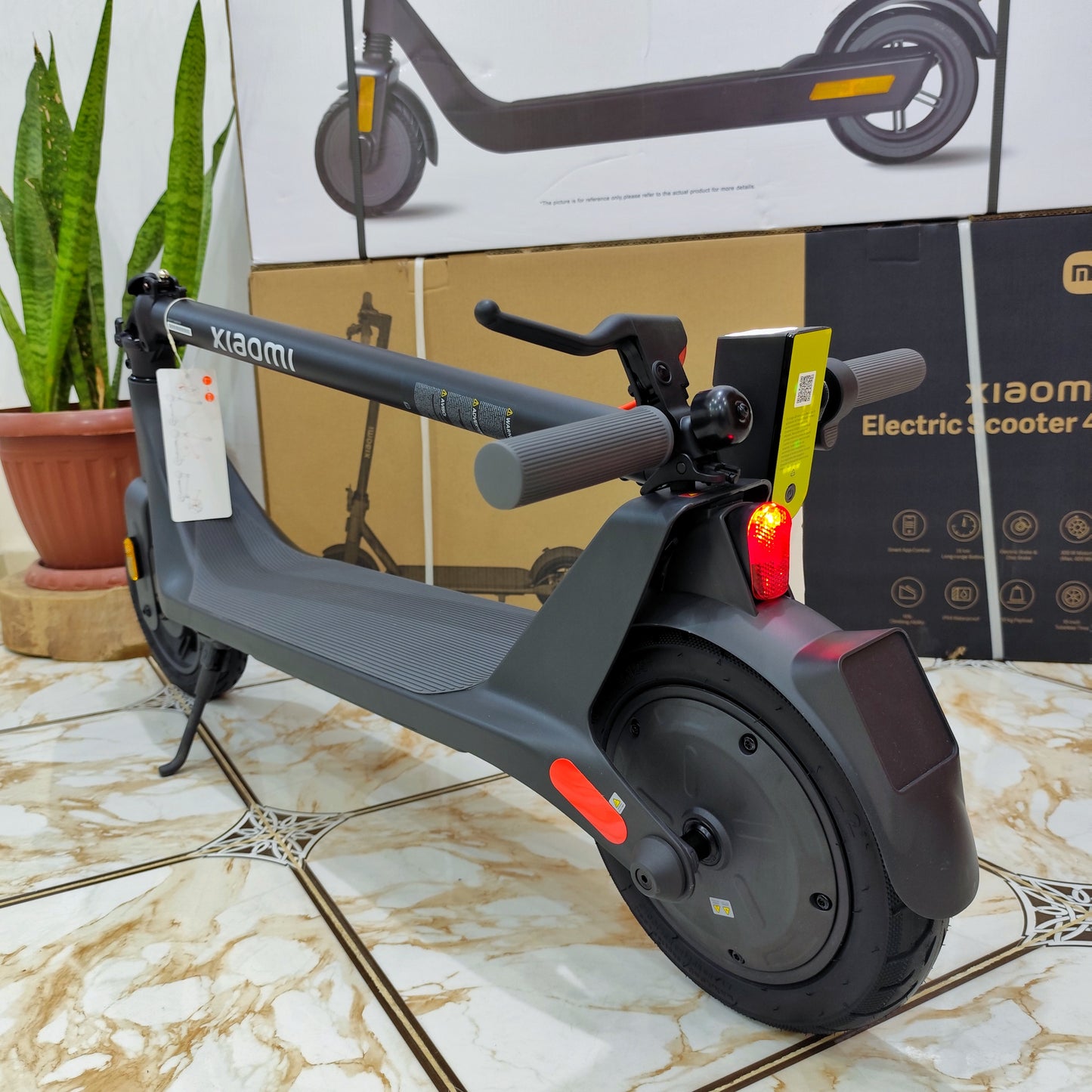 Xiaomi Mi 4 Lite 2eme Génération Trottinette Électrique