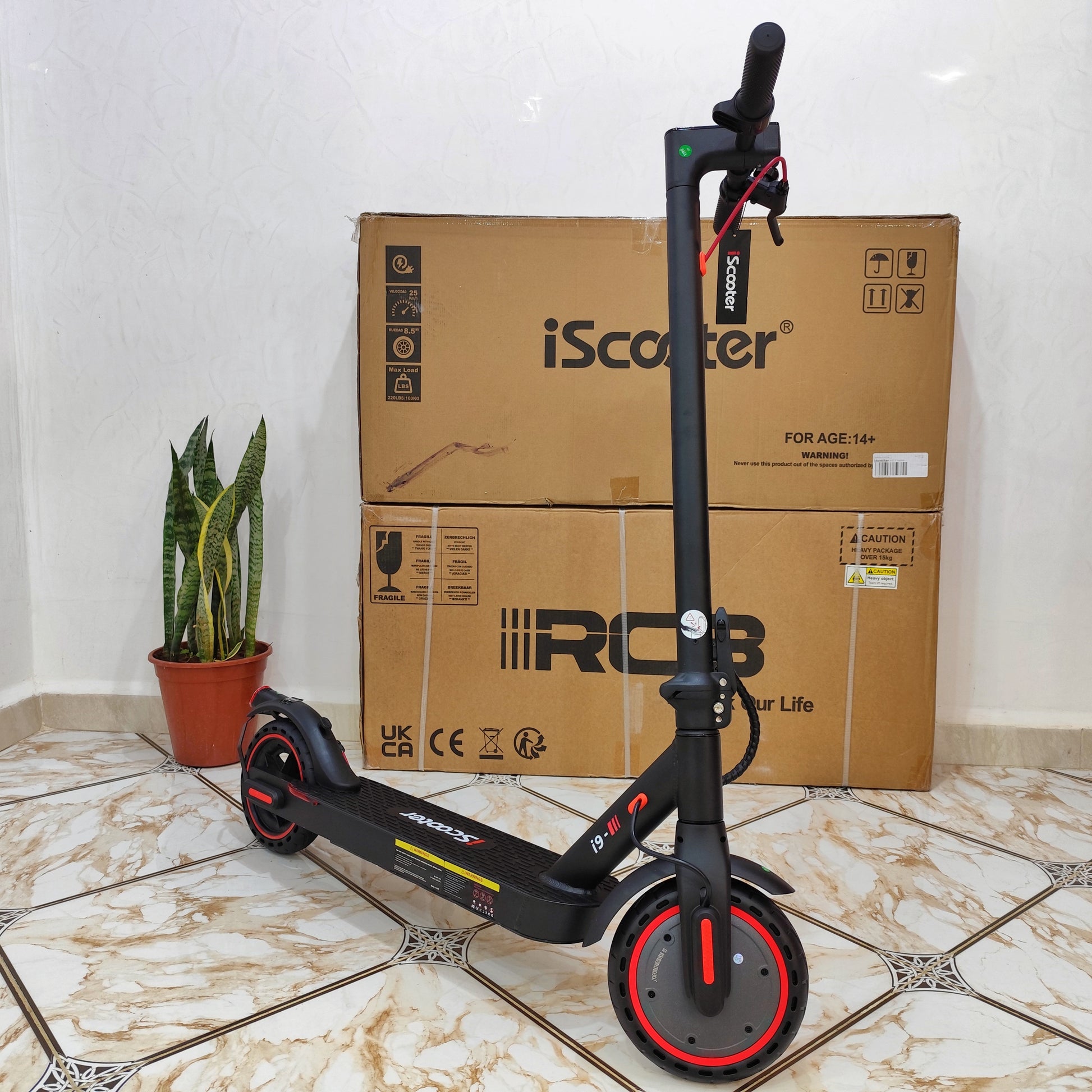 Trottinette électrique pliable iScooter i9 : votre nouvelle alliée Trottinette électrique pliable iScooter i9 : votre nouvelle alliée