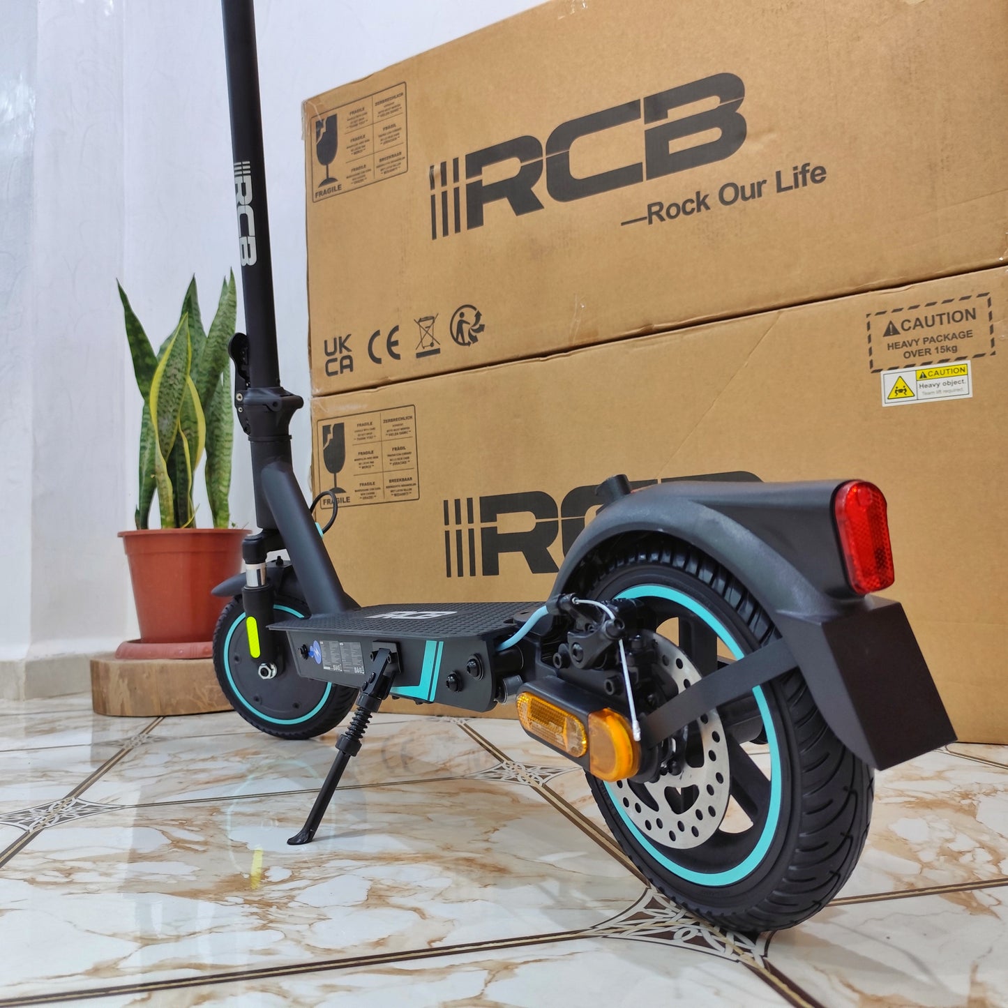 RCB R17 🛴 Trottinette Électrique 🇩🇪