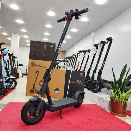 Trottinette Électrique Xiaomi 5 ELITE | Jamais Utilisé