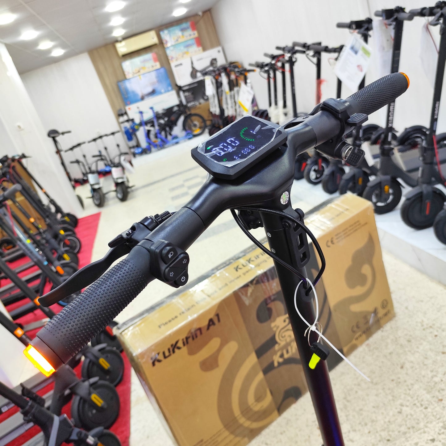 Trottinette Électrique Kukirin A1 2025 | OFF-ROAD | Promotion!