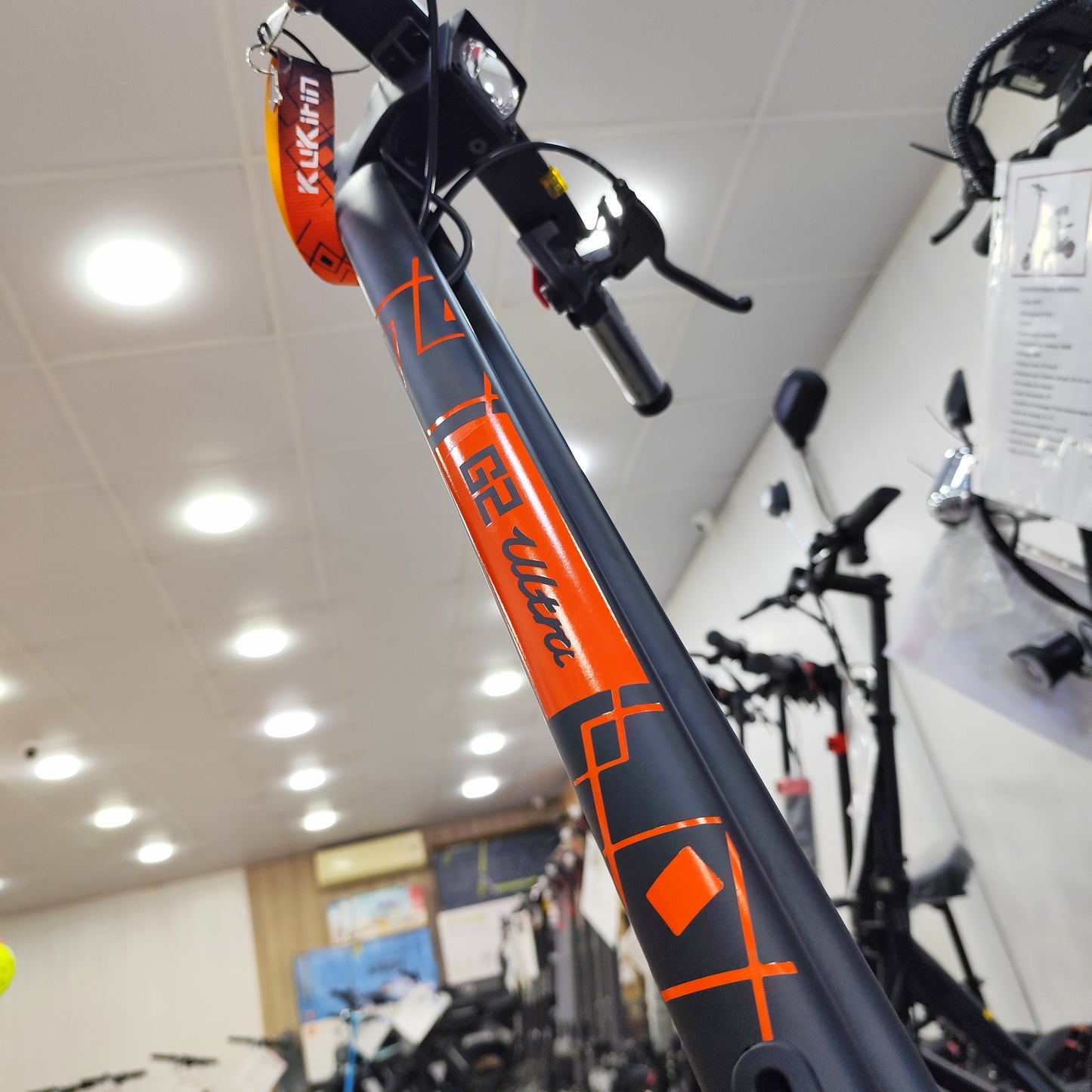Trottinette Électrique Kukirin G2 Ultra 2026 | Double Moteur | La Toutes!