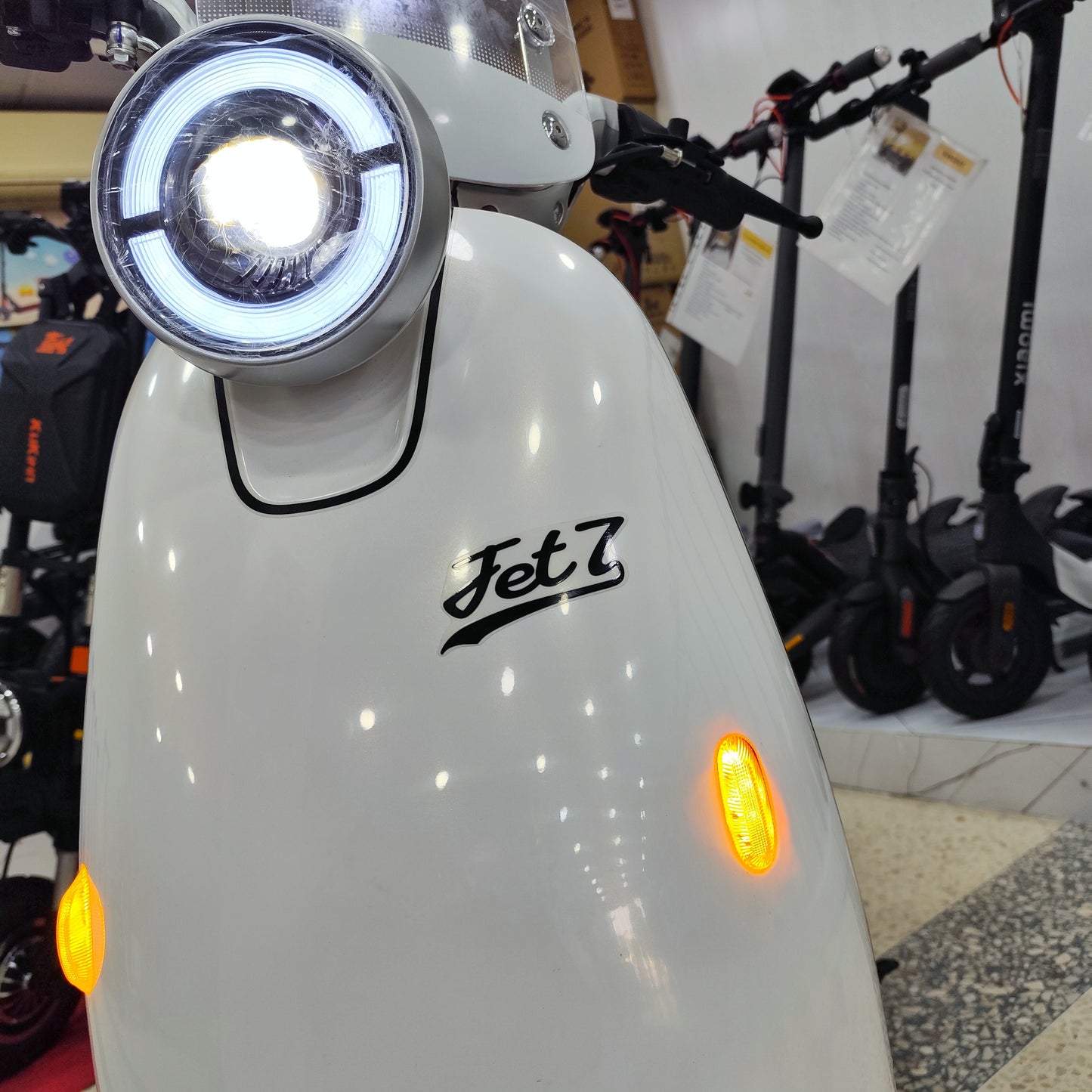 Moto Électrique NIU JET 7 i DESTOCKAGE!