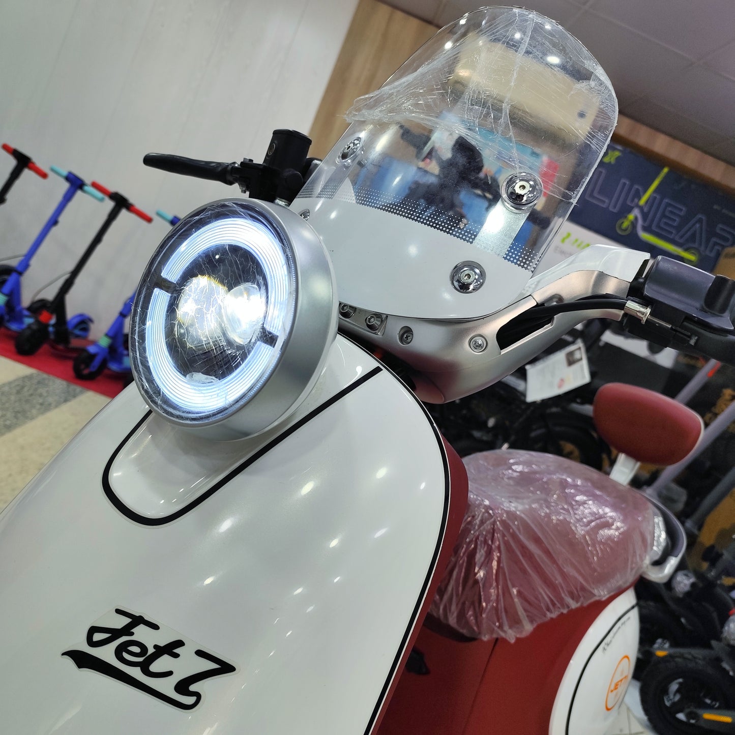 Moto Électrique NIU JET 7 i DESTOCKAGE!