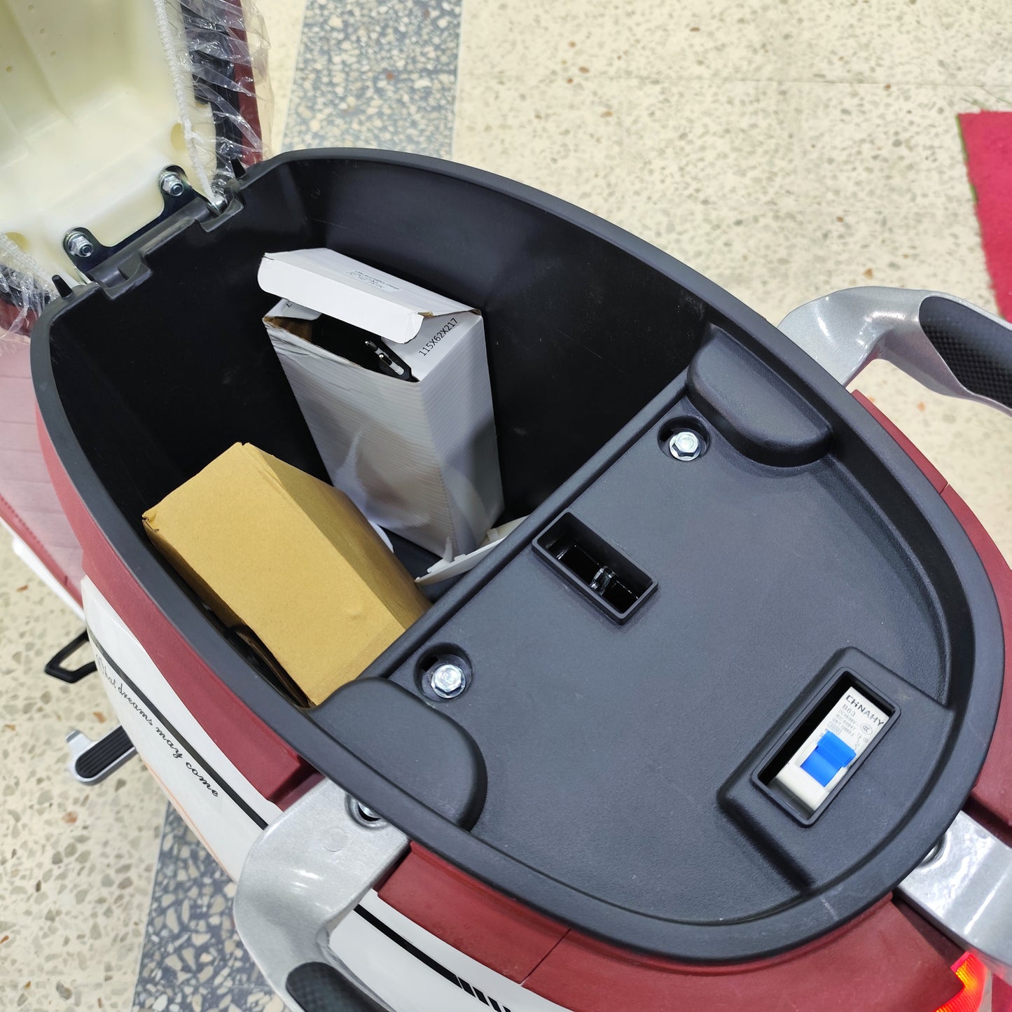 Moto Électrique NIU JET 7 i DESTOCKAGE!